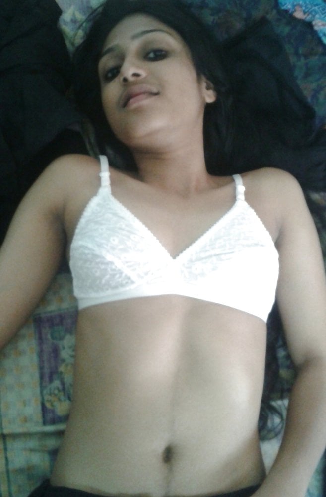 Great body nude college girl