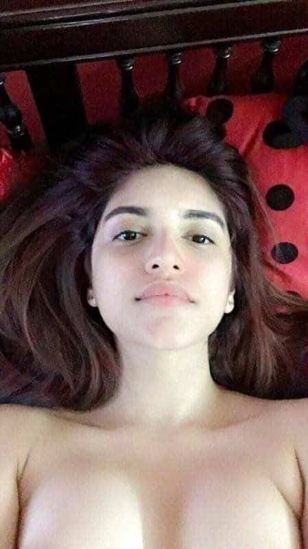Naked Pakistani Girl Leaked Pic
