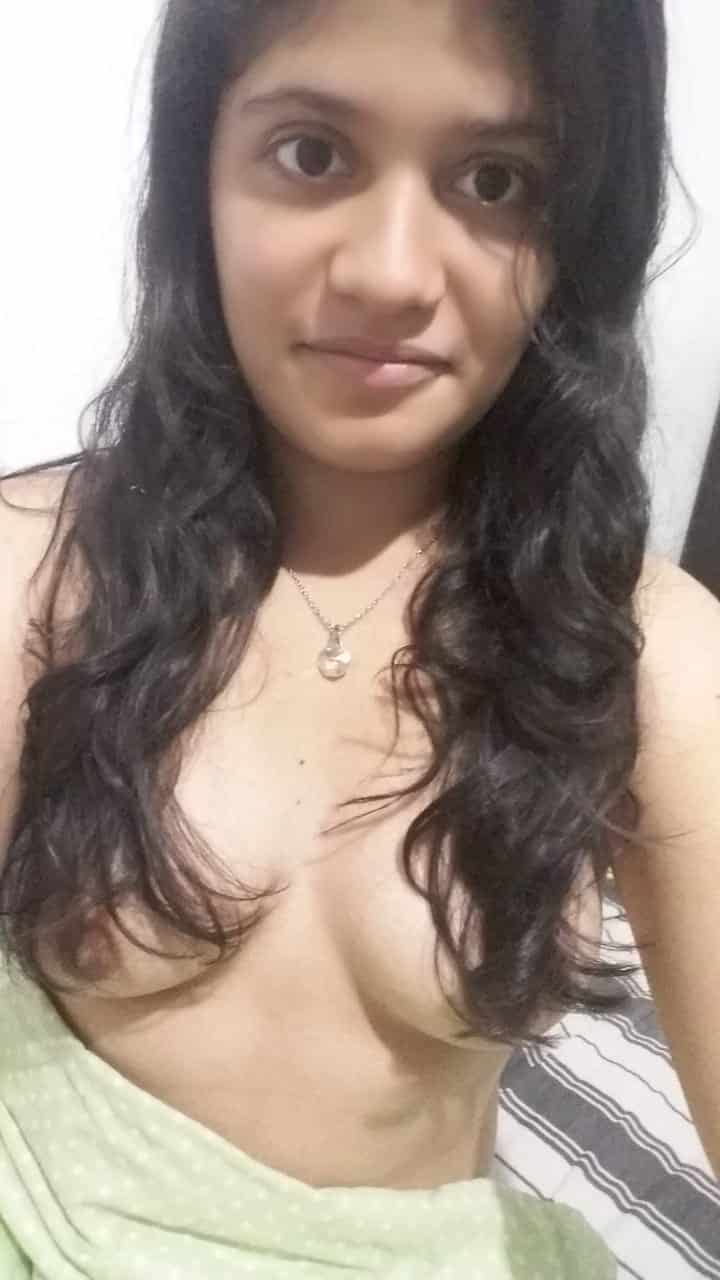 hot indian girl nude selfie photo